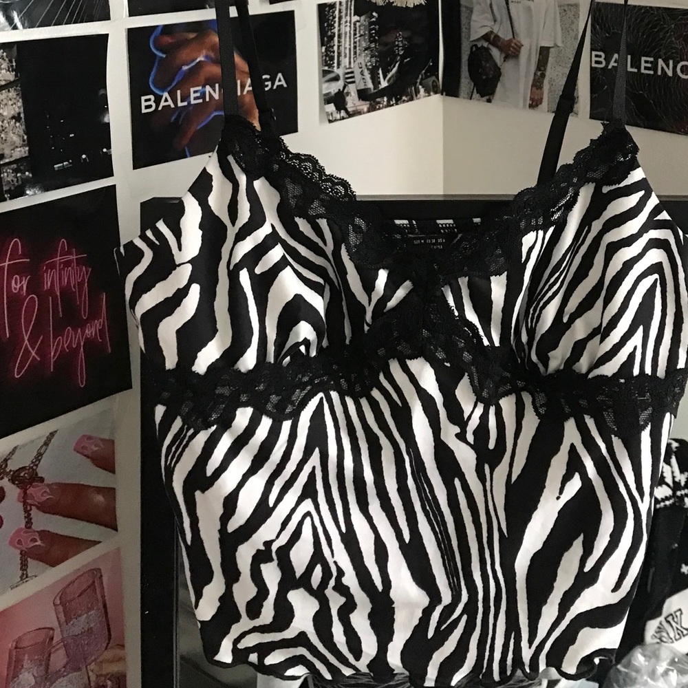 Zebra lace top top